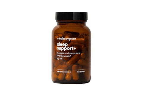 capsule supplement in amber glass jar