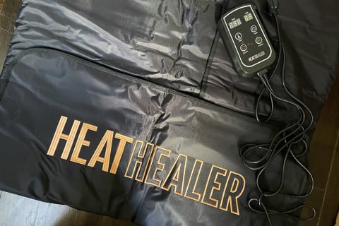 Heat Healer Infrared Sauna Blanket close up taken by tester