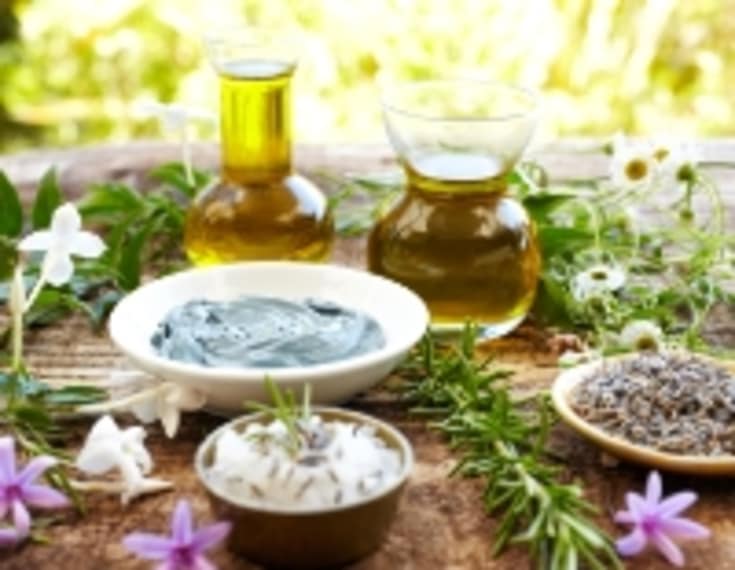 Top 5 Herbs For Glowing & Skin