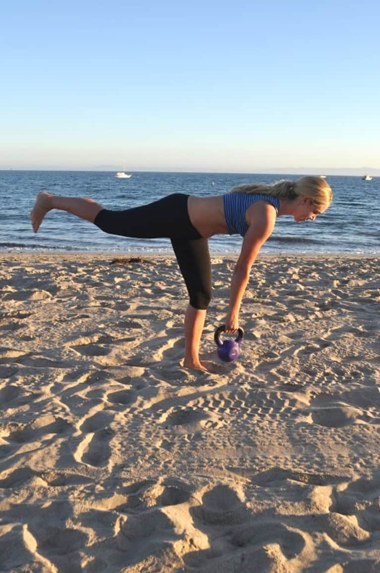 A 20 Minute Workout That Will Lift And Tone Your Booty