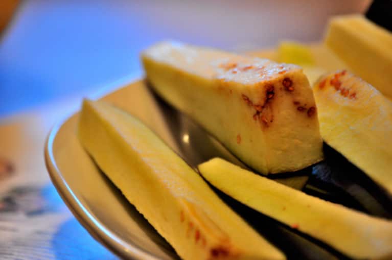 9 Sexy & Healthy Snacks to Serve for Your Guests - mindbodygreen