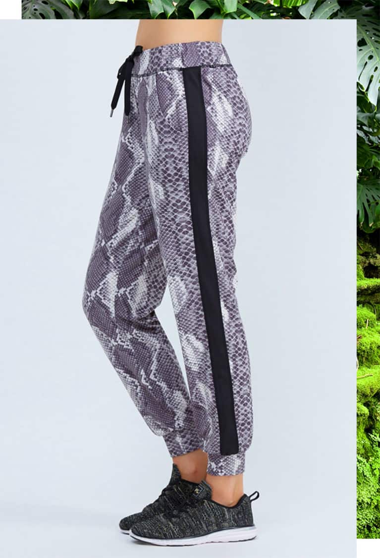 Why All The Celebrities Are Wearing Track Pants - mindbodygreen