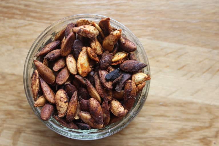 Try These Roasted Pumpkin Seeds For Protein, Zinc & Iron mindbodygreen