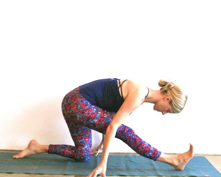 10 Minute Yoga Sequence To Feel Refreshed Mindbodygreen