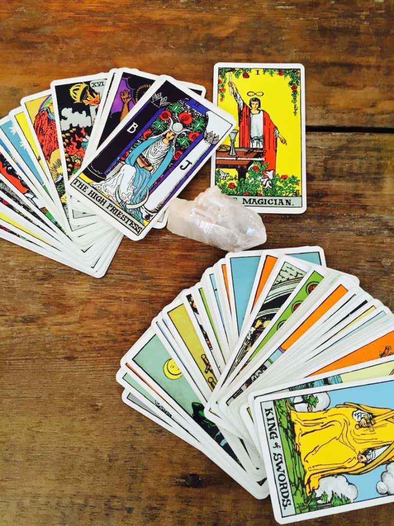 tarot reading basic cards yourself friend mindbodygreen deck card spread crystal decks ball astrology spreads learning chart arcana many blank