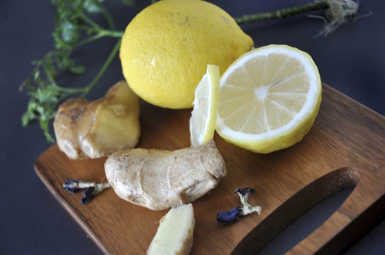 A Ginger, Lemon & Cayenne Pepper Elixir To Boost Your Immunity