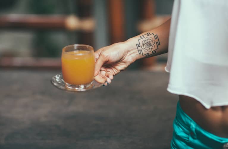 What Are The Real Health Benefits Of Apple Cider Vinegar? - mindbodygreen