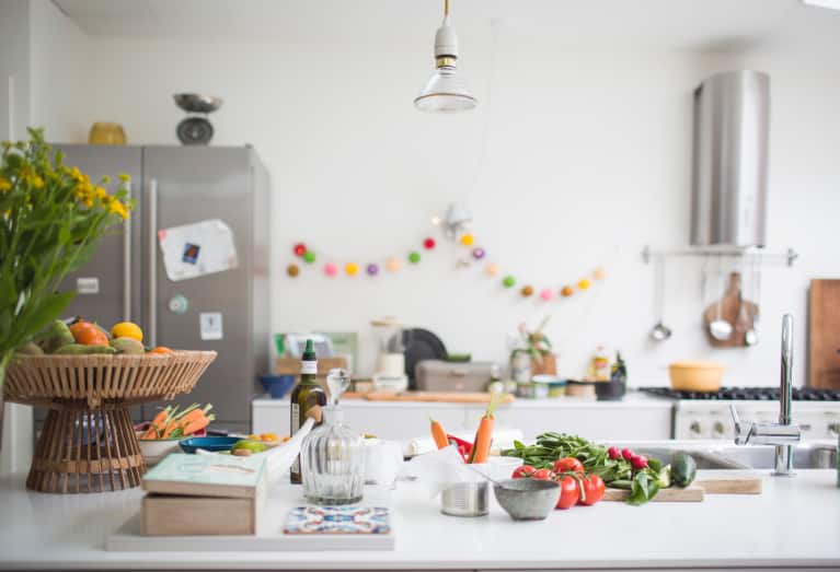 How To Detox Your Fridge To Set Yourself Up For A Healthier Week