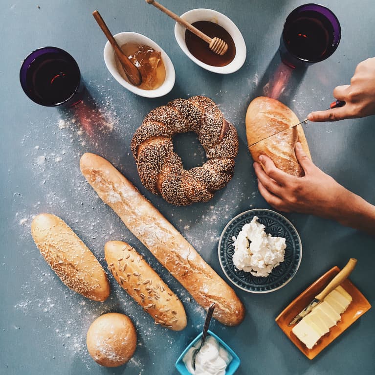 Whole Wheat Vs Sprouted Grain Bread Mindbodygreen 7671