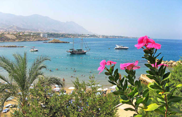 7 Health & Life Lessons I Learned From Living In The Mediterranean