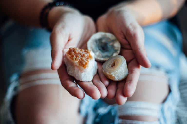 3 Crystal Rituals For Sexiness, Radiance & Confidence