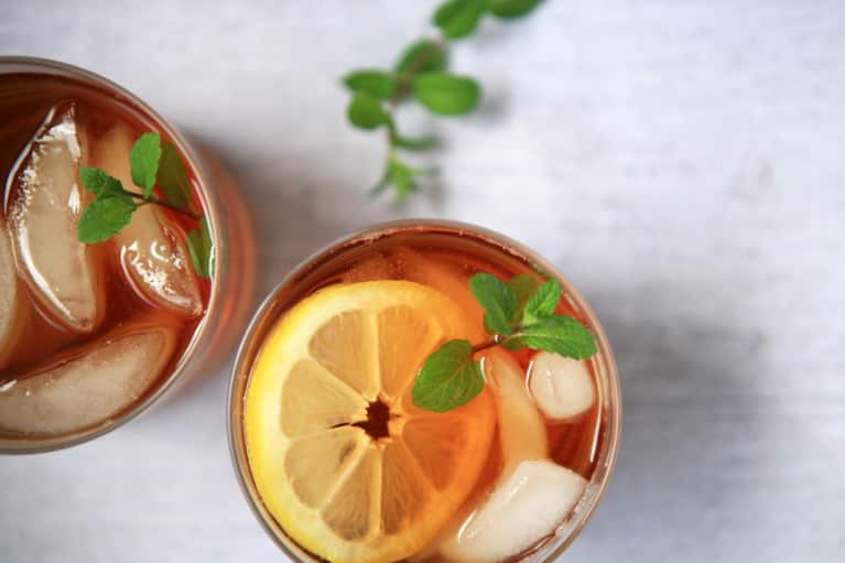 A Turmeric Lavender Mocktail + 3 More Healing Recipes For Dry January