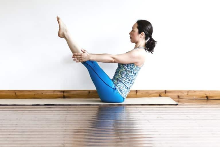 3 Steps To Float Your Boat Pose