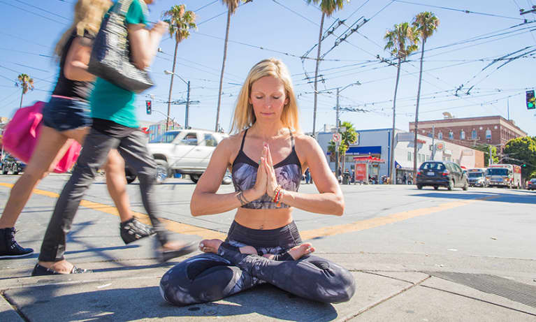 10 Tips To Find Zen In The Chaos Of Everyday Life