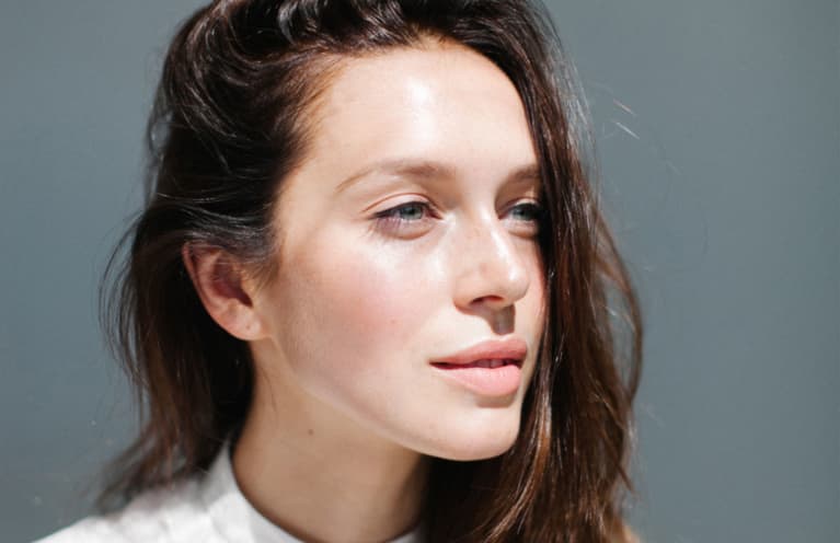 A Celebrity Esthetician Shares How To Fix "Oily Dehydrated" Skin