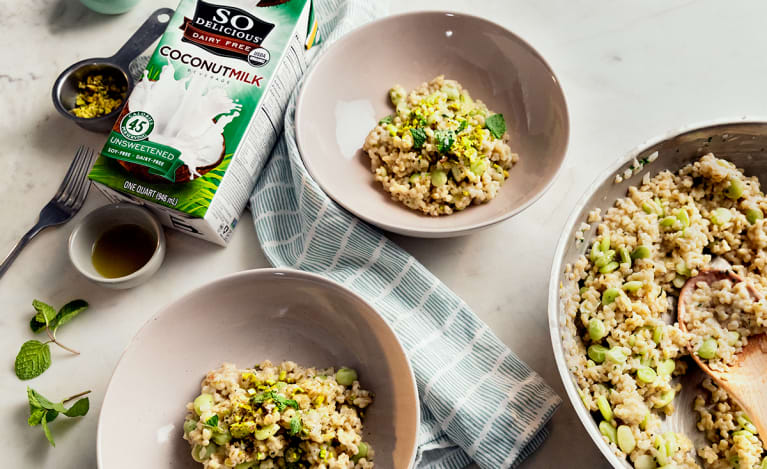 This Plant-Based “Risotto” With Coconut Milk Is Everything Right Now