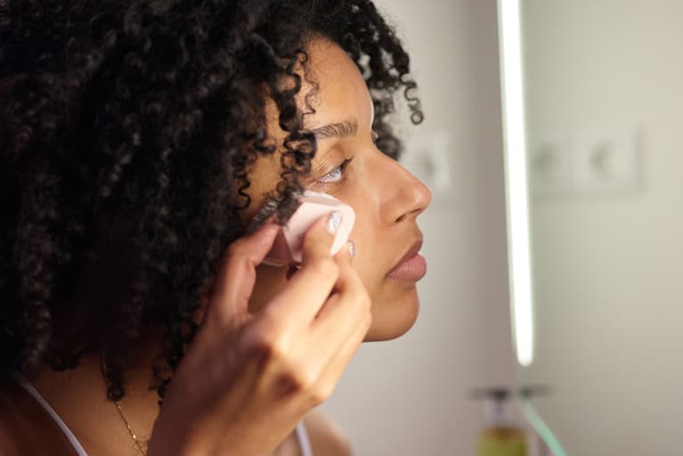 So This Is The Reason Your Foundation Is Pilling — What To Do About It