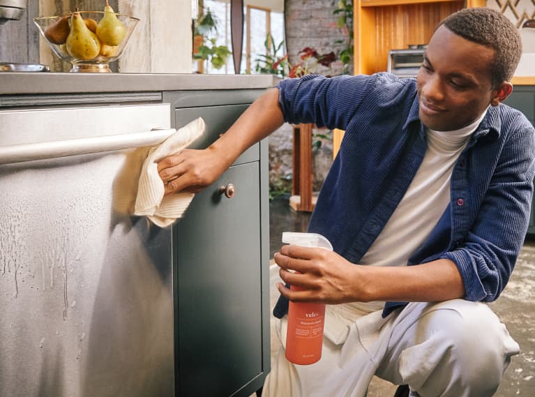 This All-Purpose Cleaner Is Made Almost Entirely Out Of Food Waste