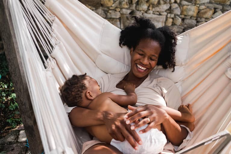 Why Breastfeeding Moms Should Supplement With Vitamin D, According To Research *