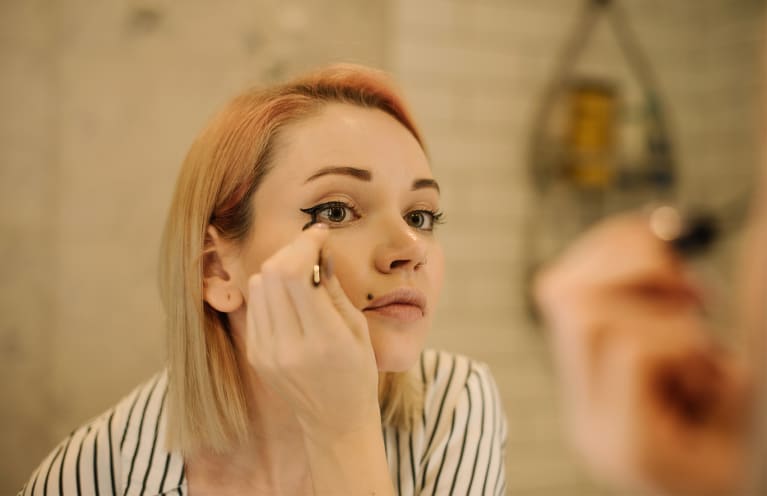Use *This* Kind Of Eyeliner To Nail A Natural Look, Says A Celeb Makeup Artist