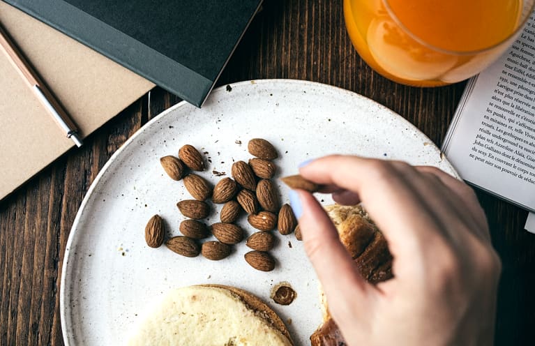 I'm A Keto Neuroscientist & These Are My Favorite Snacks To Help Me Stay Full