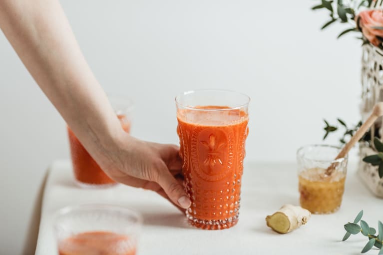 6 Ways To Winter-Proof Your Smoothie For Better Gut Health & Digestion 6 Ways To Winter-Proof Your Smoothie For Better Gut Health & Digestion