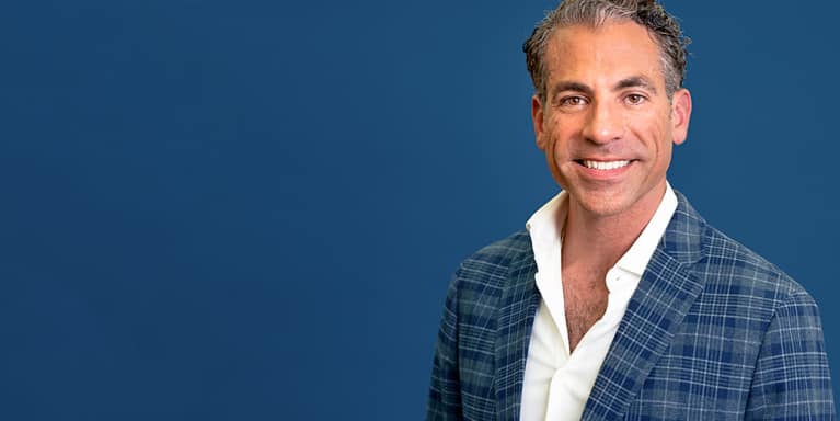 Dr. Vincent Pedre On The Biggest Myths About Gut Health, The Hidden Problem With High-Fat Diets & The Future Of The Microbiome Dr. Vincent Pedre On The Biggest Myths About Gut Health, The Hidden Problem With High-Fat Diets & The Future Of The Microbiome