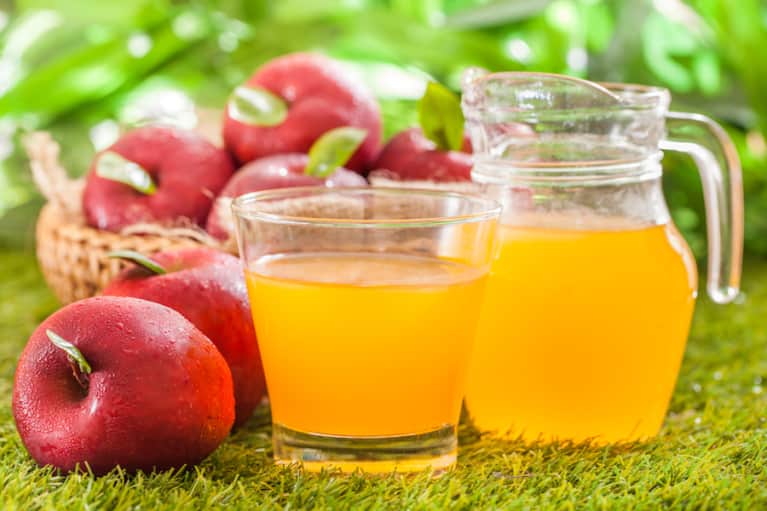 11 Ways To Use Apple Cider Vinegar Every Day