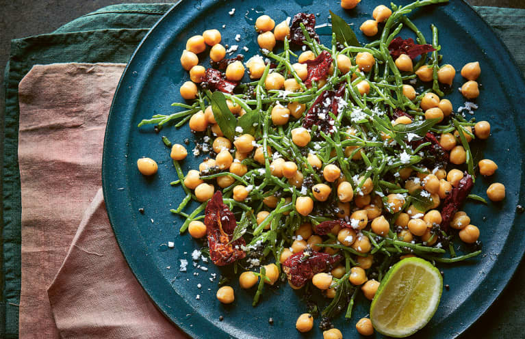 This Protein-Packed Salad Features A Unique Nutrient-Rich Ingredient