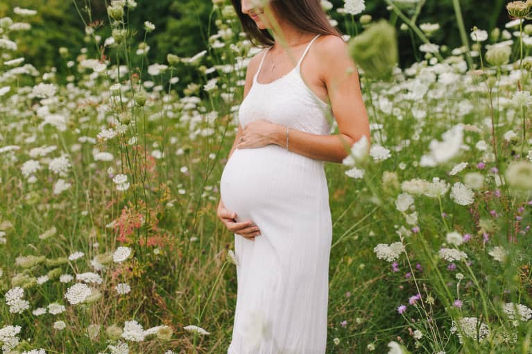 3 Pregnancy-Safe Skin Care Myths This Derm & New Mom Wants To Debunk