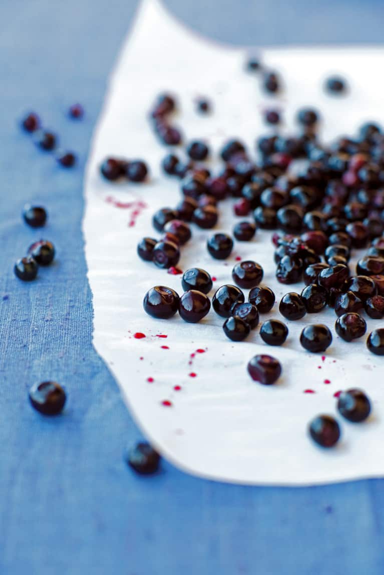 Why I'll Be Adding Elderberry Syrup To Everything In 2019