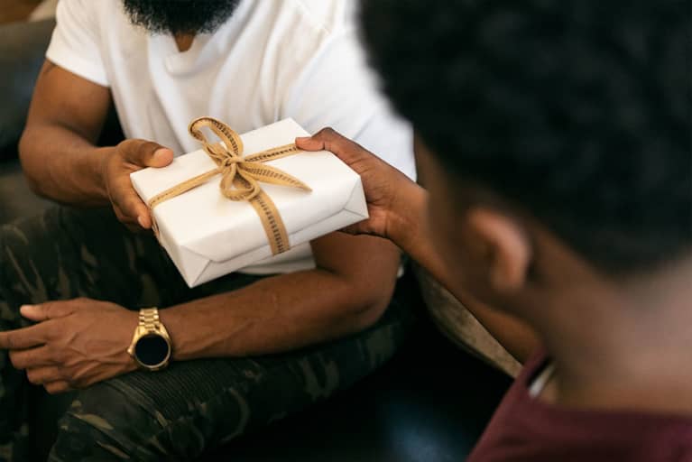 11 Last-Minute Gifts That Will Still Arrive By Father's Day