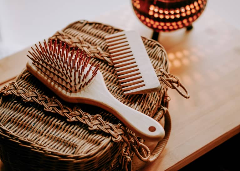 How To Clean Your Hairbrush Easy 3 Step Guide Tips