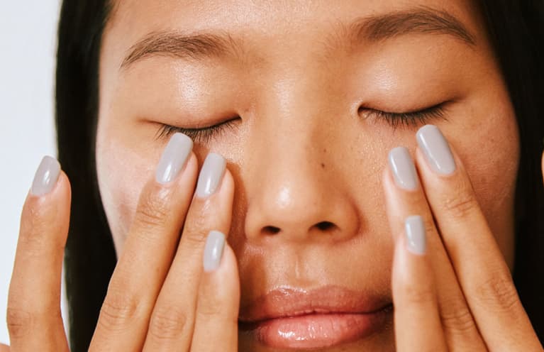 Notice Tiny Bumps Around The Eyes? A Top Derm Says This May Be Why
