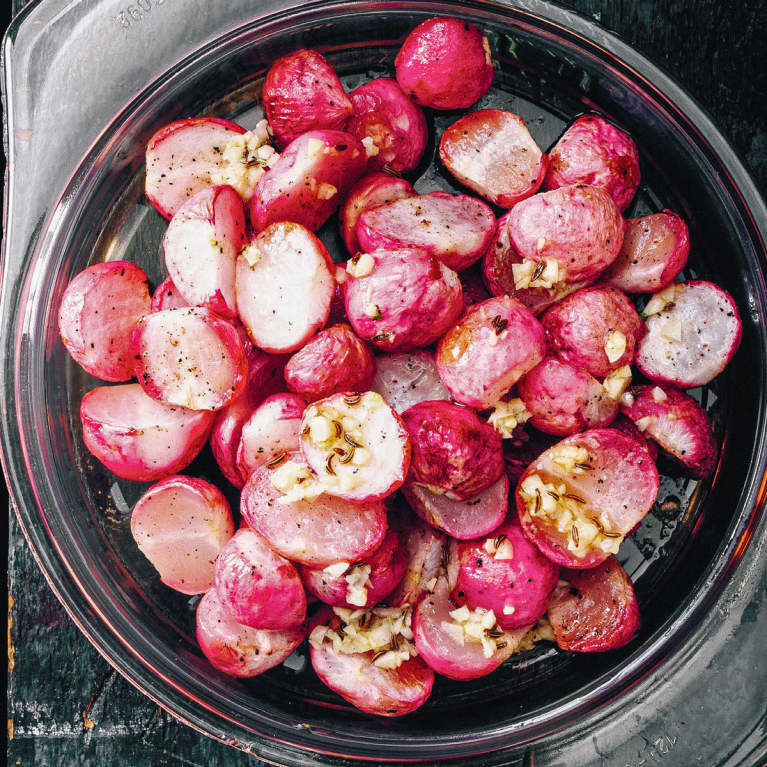 Roasted Radishes with Garlic and Caraway