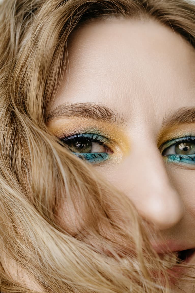 The Minimal Trick To Apply Eyeshadow For An Elevated, Expert-Level Look