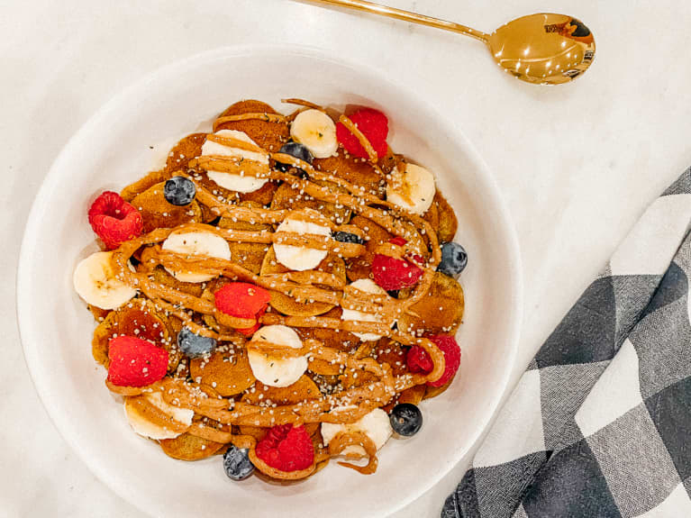 https://mindbodygreen-res.cloudinary.com/images/w_767,q_auto:eco,f_auto,fl_lossy/org/ioch0ufyckapnmtqh/healthy-pancake-cereal-recipe.jpg