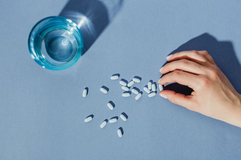 6 Science-Backed Benefits Of Probiotics & Who Should Take Them