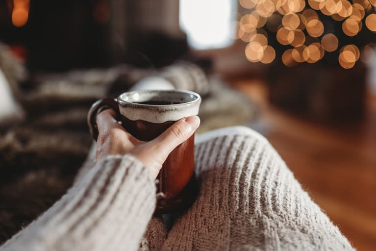 How To Craft A Winter Wind-Down Ritual For Better Sleep & Happier Holiday Feels How To Craft A Winter Wind-Down Ritual For Better Sleep & Happier Holiday Feels