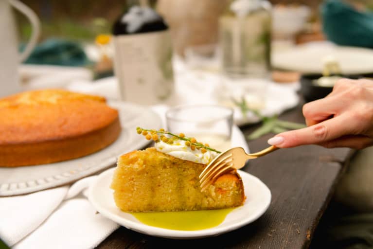 This Avocado Oil Cake Is A Delicious Way To Get More Healthy Fats