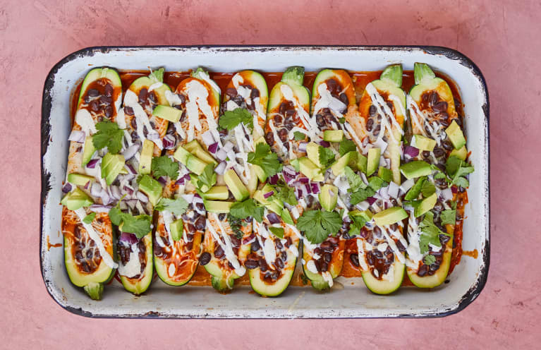 This Fun, Low-Carb Take On Enchiladas Is The Perfect Easy Weeknight Meal This Fun, Low-Carb Take On Enchiladas Is The Perfect Easy Weeknight Meal