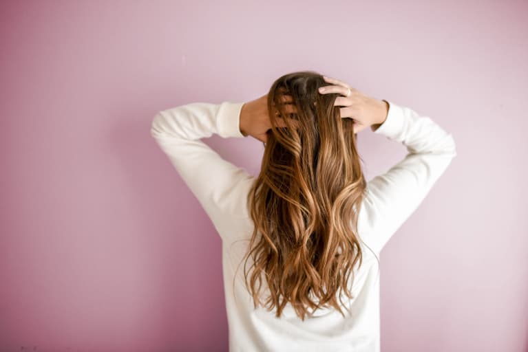 PSA: This May Be The Best Natural Oil For Healthy Hair Growth