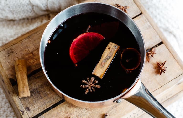 This Stovetop Potpourri Smells Like A Dream & Can Brighten Your Mood