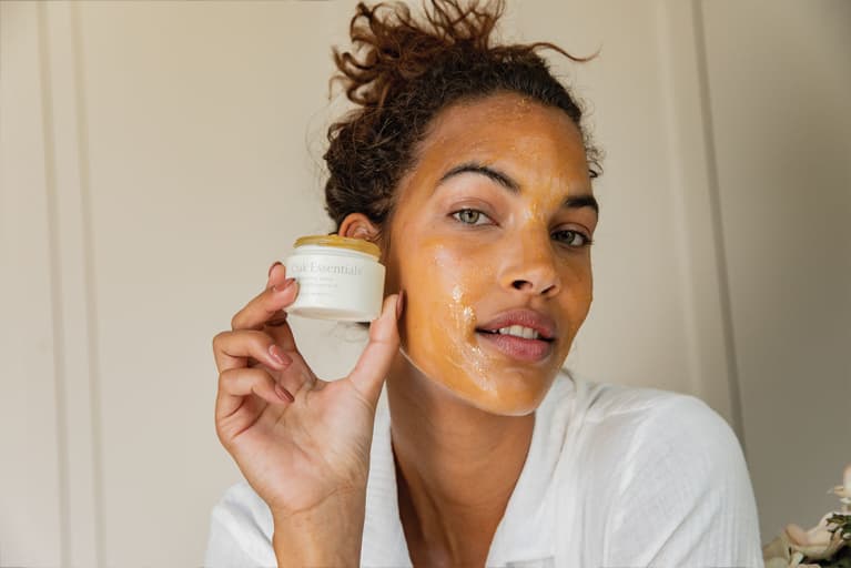 I Tried This Clean Skin Care Line & Have Glowing Skin For The First Time I Tried This Clean Skin Care Line & Have Glowing Skin For The First Time