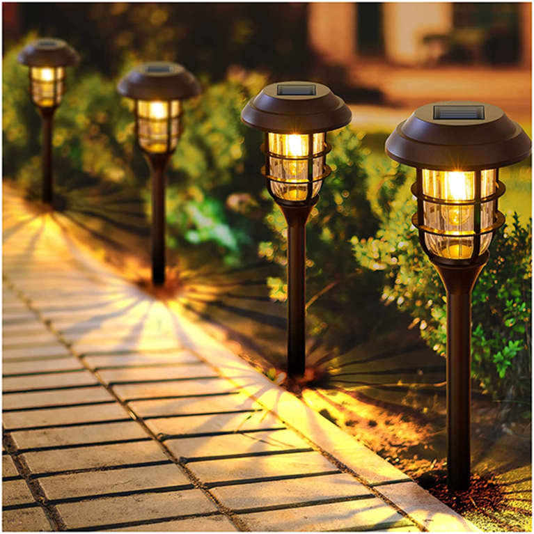 solar lights lighting path