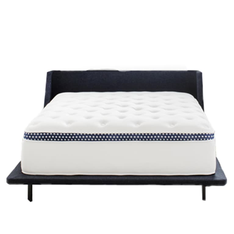white mattress on black bedframe white mattress on black bedframe