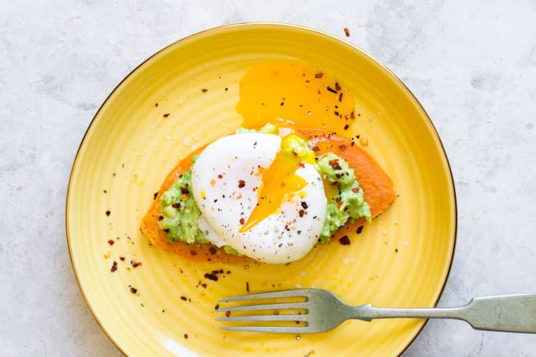This Easy, 5-Ingredient Breakfast Is Packed With Nutrients To Elevate Your Day