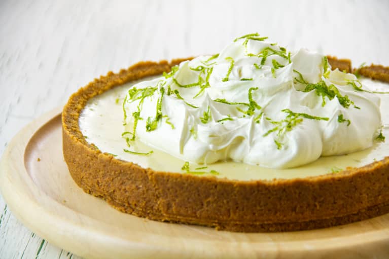 You'd Be Shocked This No-Bake Key Lime Pie Is Hiding A Secret Healthy Ingredient