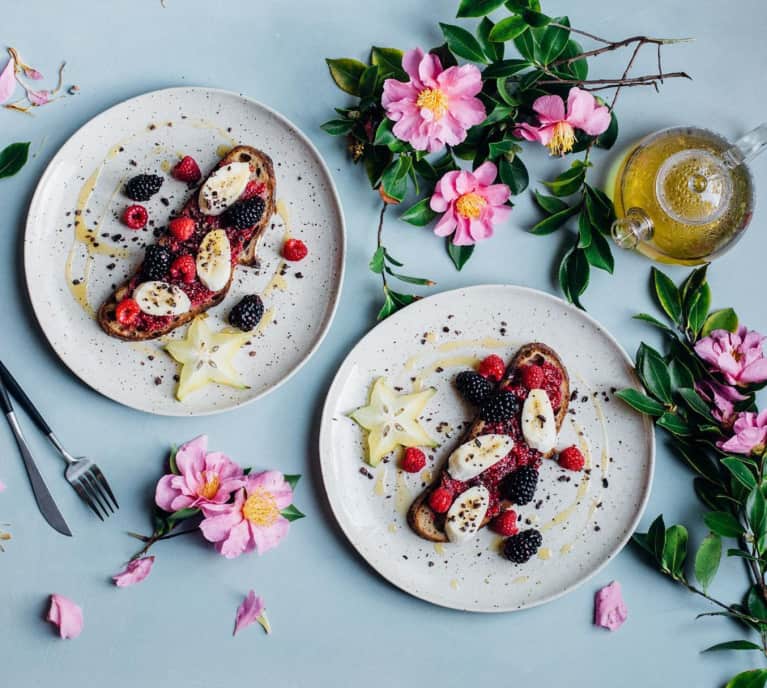Clean-Eating Inspo All Year Long: The 10 Best Healthy Food Accounts On Instagram
