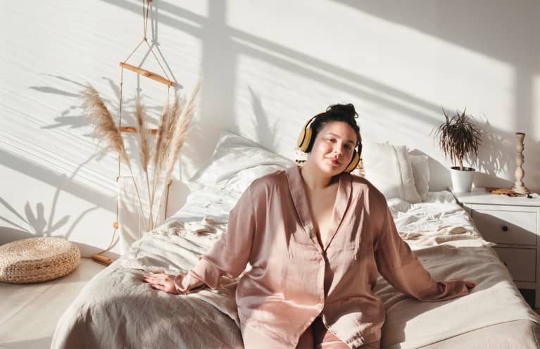 The 8 Best Silk PJ Sets For Your Coziest Sleep Ever (& We Mean Ever)